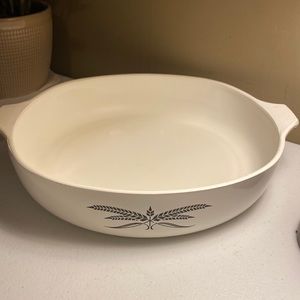 Vintage Anchor Hocking Black Wheat Round Casserole Dish